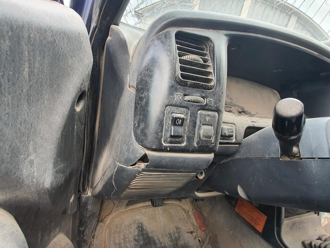 Mitsubishi L200 2.5 TDI 4WD 100CV Cab. Singola