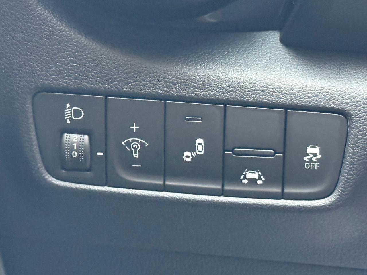 Hyundai Kona 1.0 T-GDI Xpossible - Neopatentati