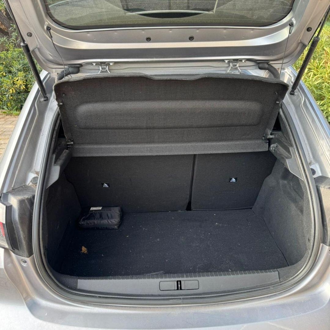 Peugeot 208 Allure 2022