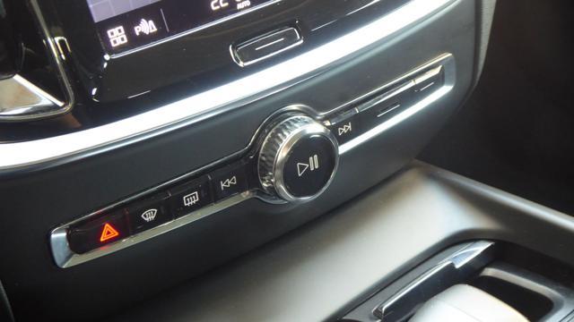 VOLVO V60 Cross Country B4 (d) AWD automatico