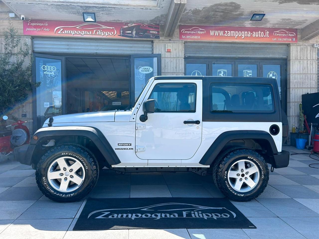 Jeep Wrangler 2.8 CRD DPF Cabrio - 2013