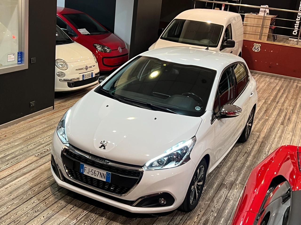 Peugeot 208 PureTech 82 5 porte/UNICA PROPRIETARIA/88.000KM!