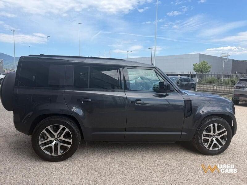 Land Rover Defender 3.0 D6 200 110 S AWD auto. AUTOCARRO N1