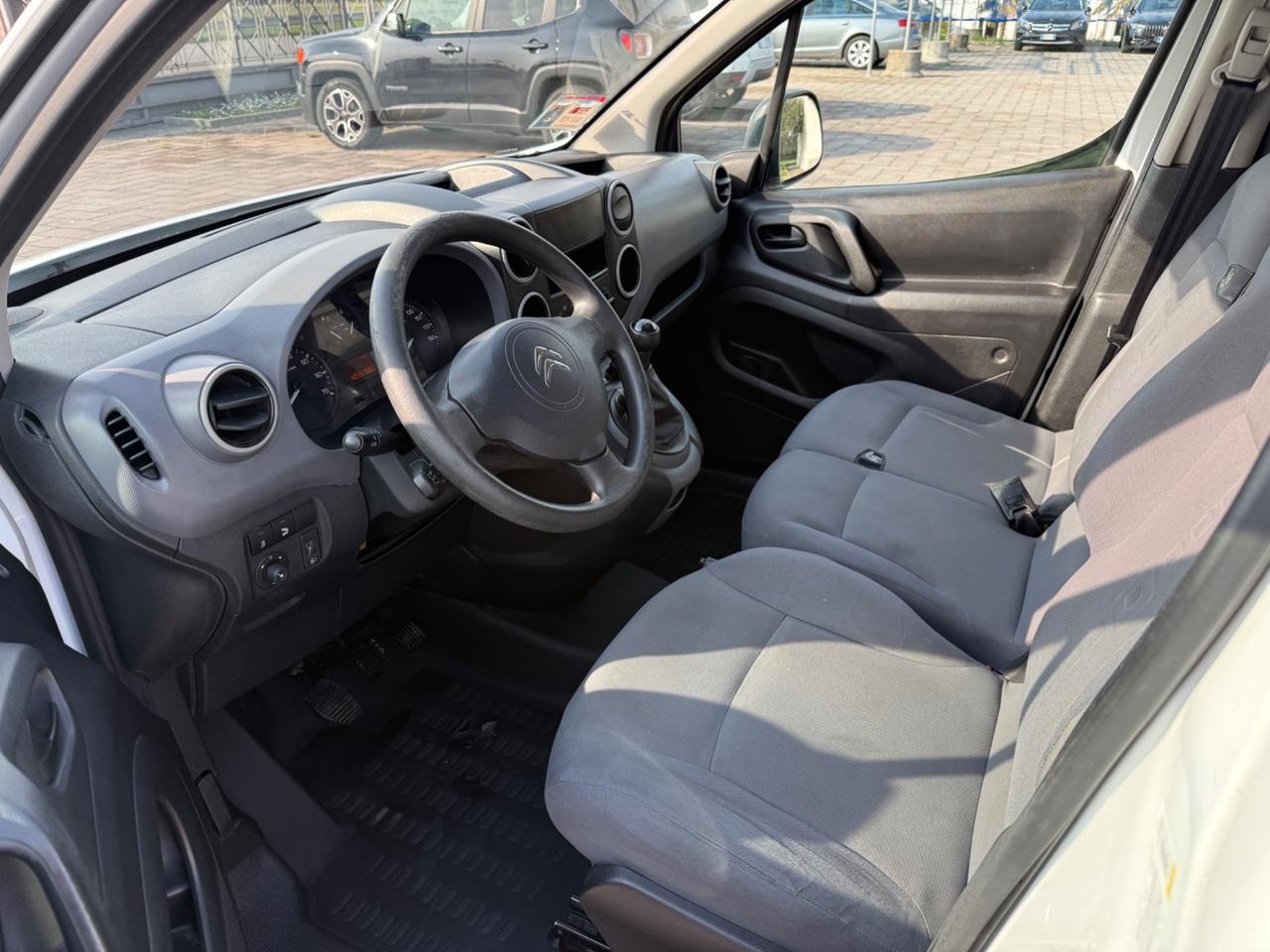 Citroen berlingo 3 posti 1.6d