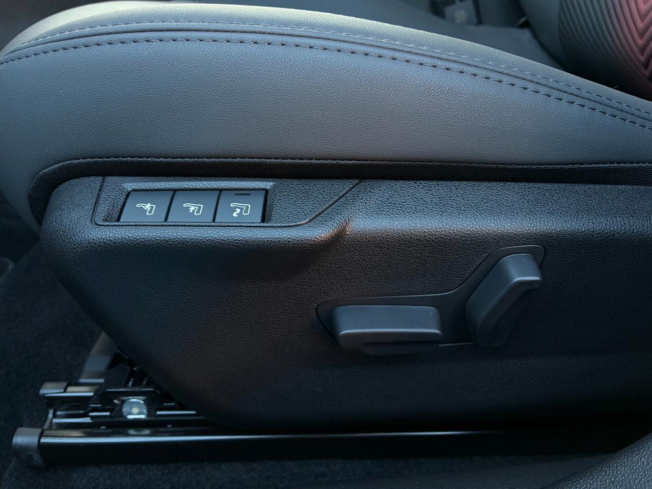 Alfa Romeo Junior 1.2 145 CV Hybrid eDCT6 Speciale