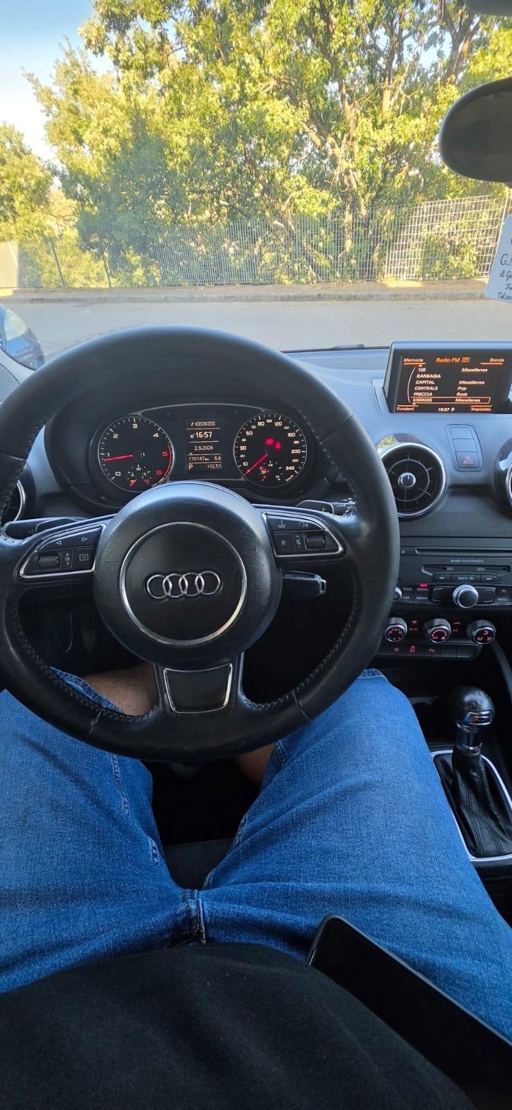 Audi A1 1.6 TDI S tronic line edition plus