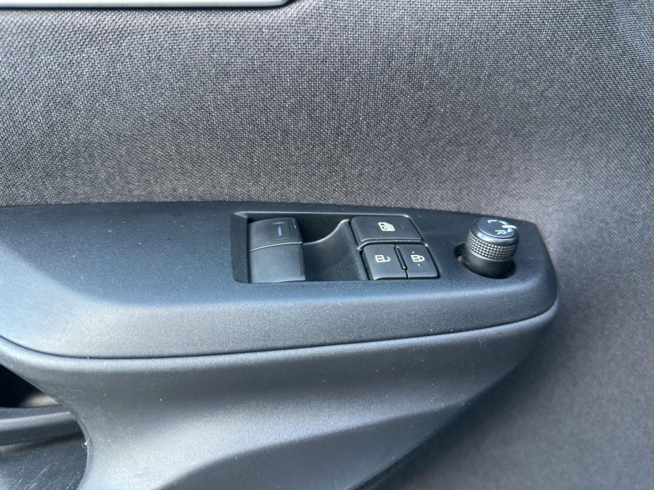 Toyota Yaris 1.5h Business