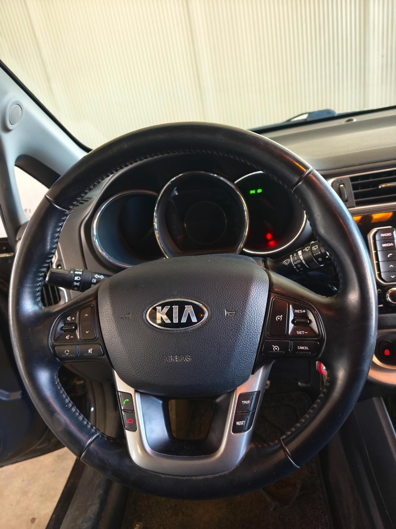 Kia Rio 1.4 CRDi 5p