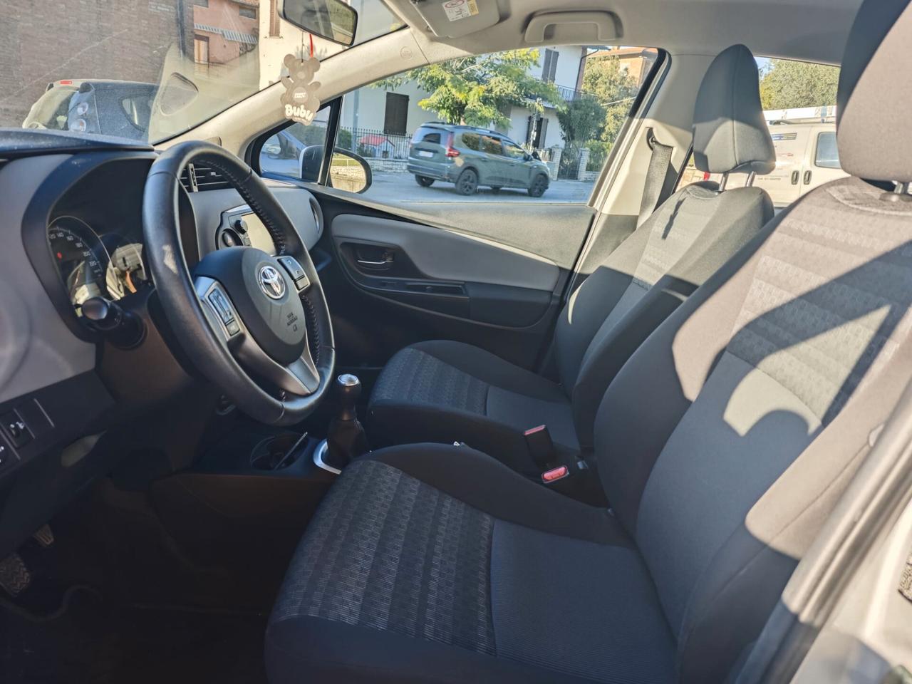 Toyota Yaris 1.5 5 porte Lounge