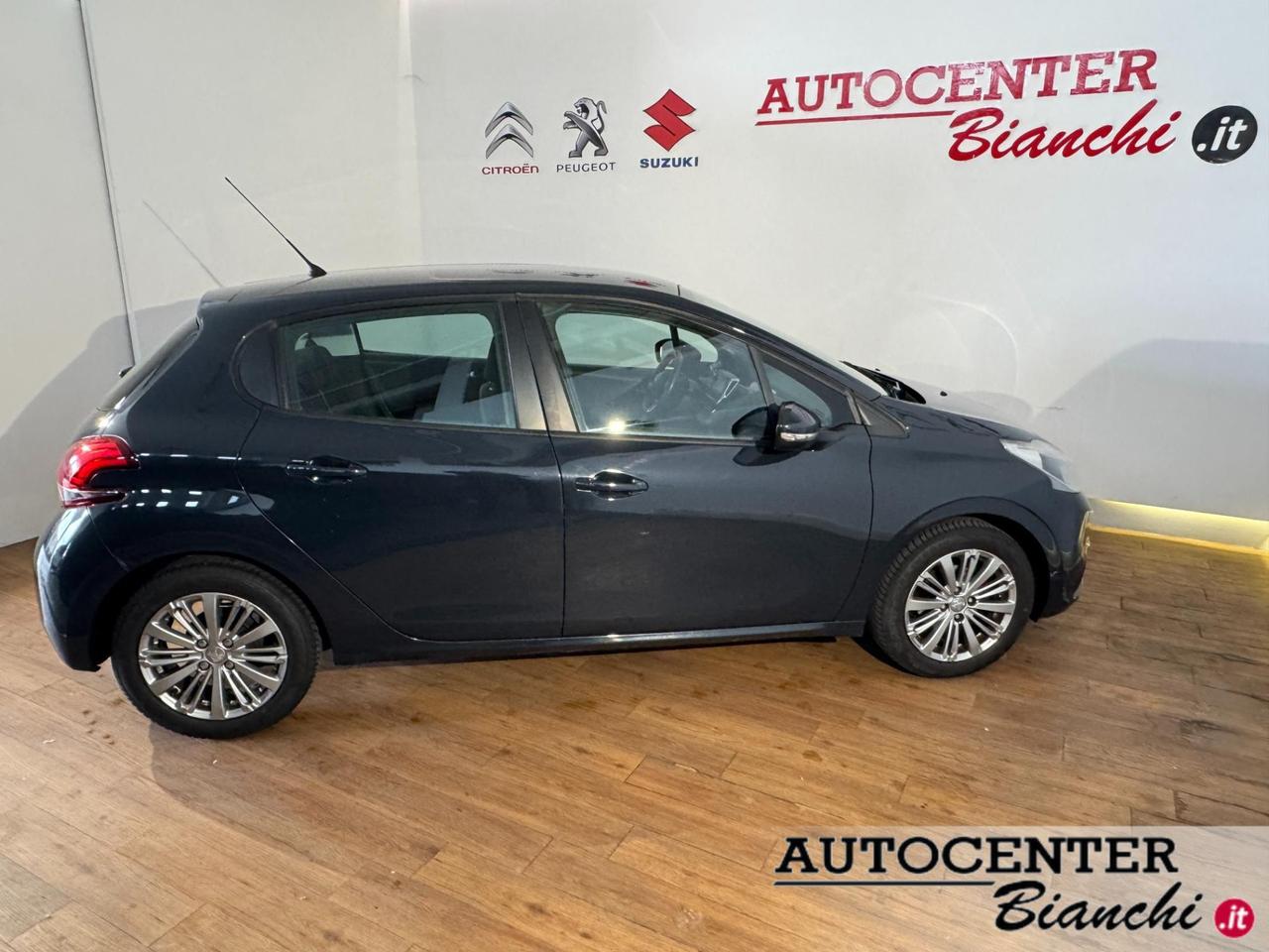 Peugeot 208 5 Porte 208 5p 1.6 bluehdi Active 75cv