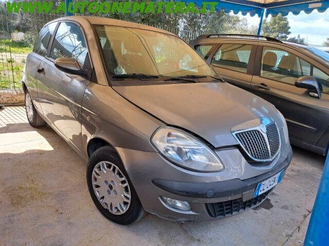 Lancia Ypsilon 1.3 Multijet 70CV Argento