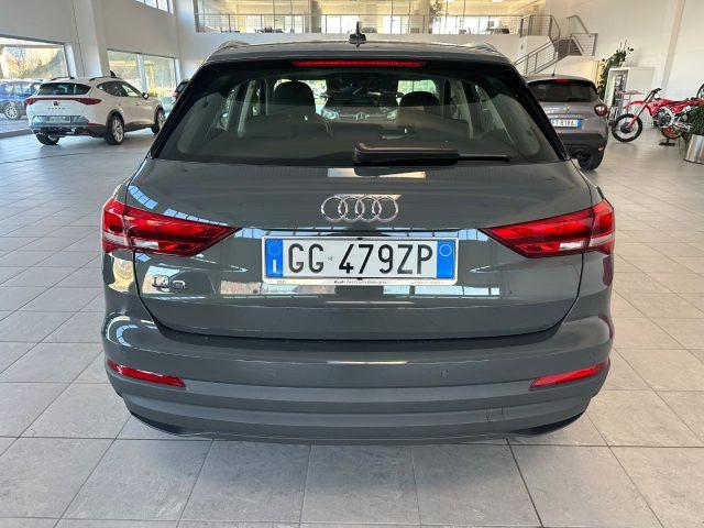 AUDI Q3 35 TDI S tronic Business