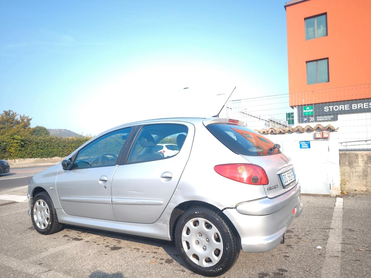 PEUGEOT 206+- BENZINA- OK NEOPATENTATI