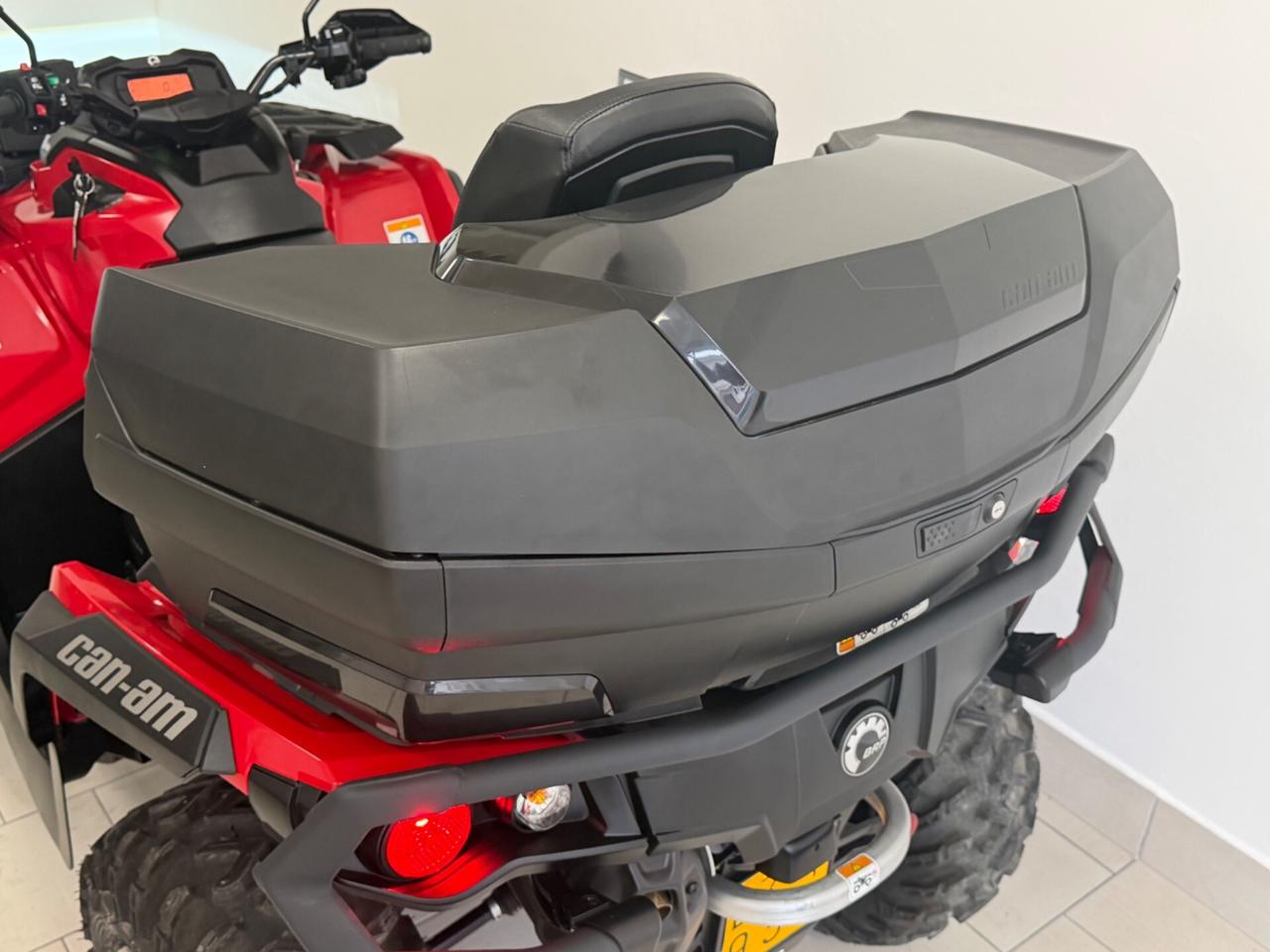 Can Am Outlander 1000 Max. 698 km