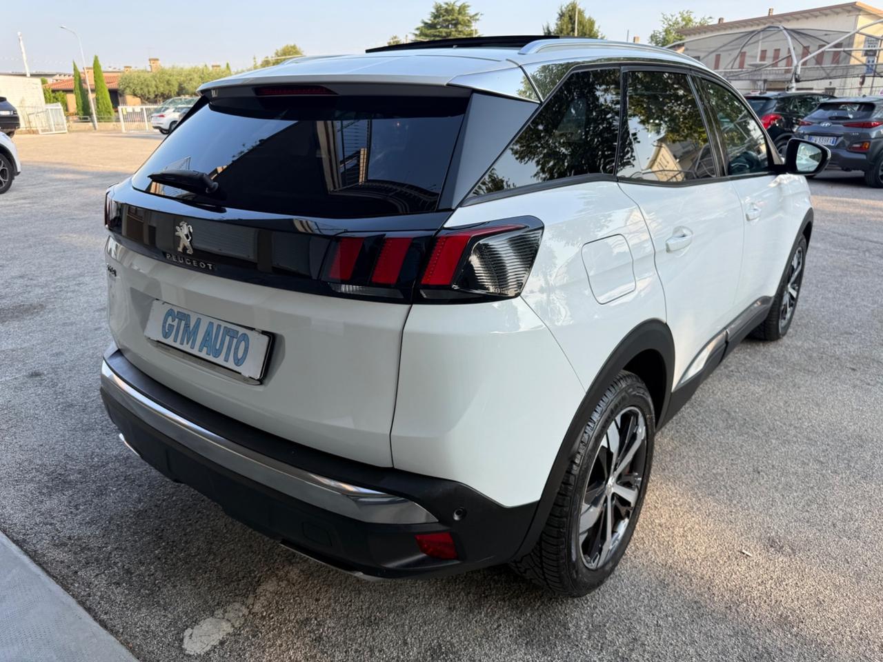 Peugeot 3008 BlueHDi 130 - OK Neopatentati