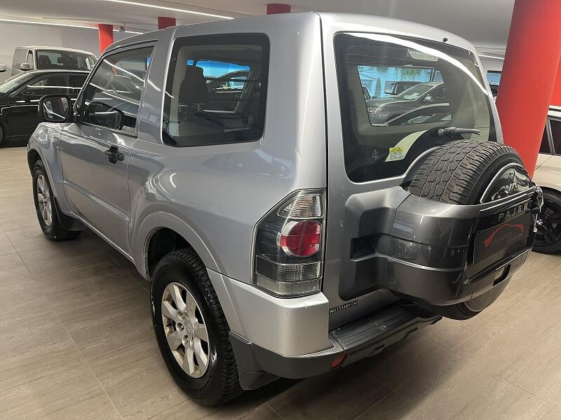 Mitsubishi Pajero 3.2 DI-D 16V aut. 3p. Instyle DPF