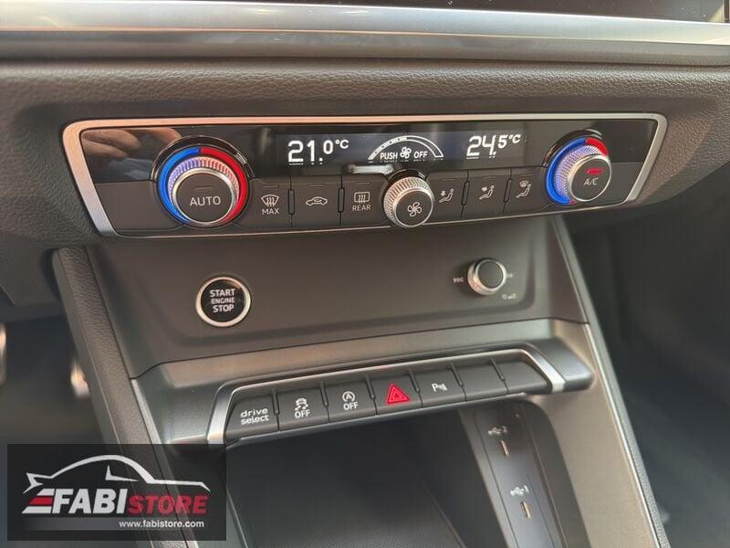 Audi Q3 Sportback 35 TDI 150 Cv S-Tronic S-Line interno ed esterno