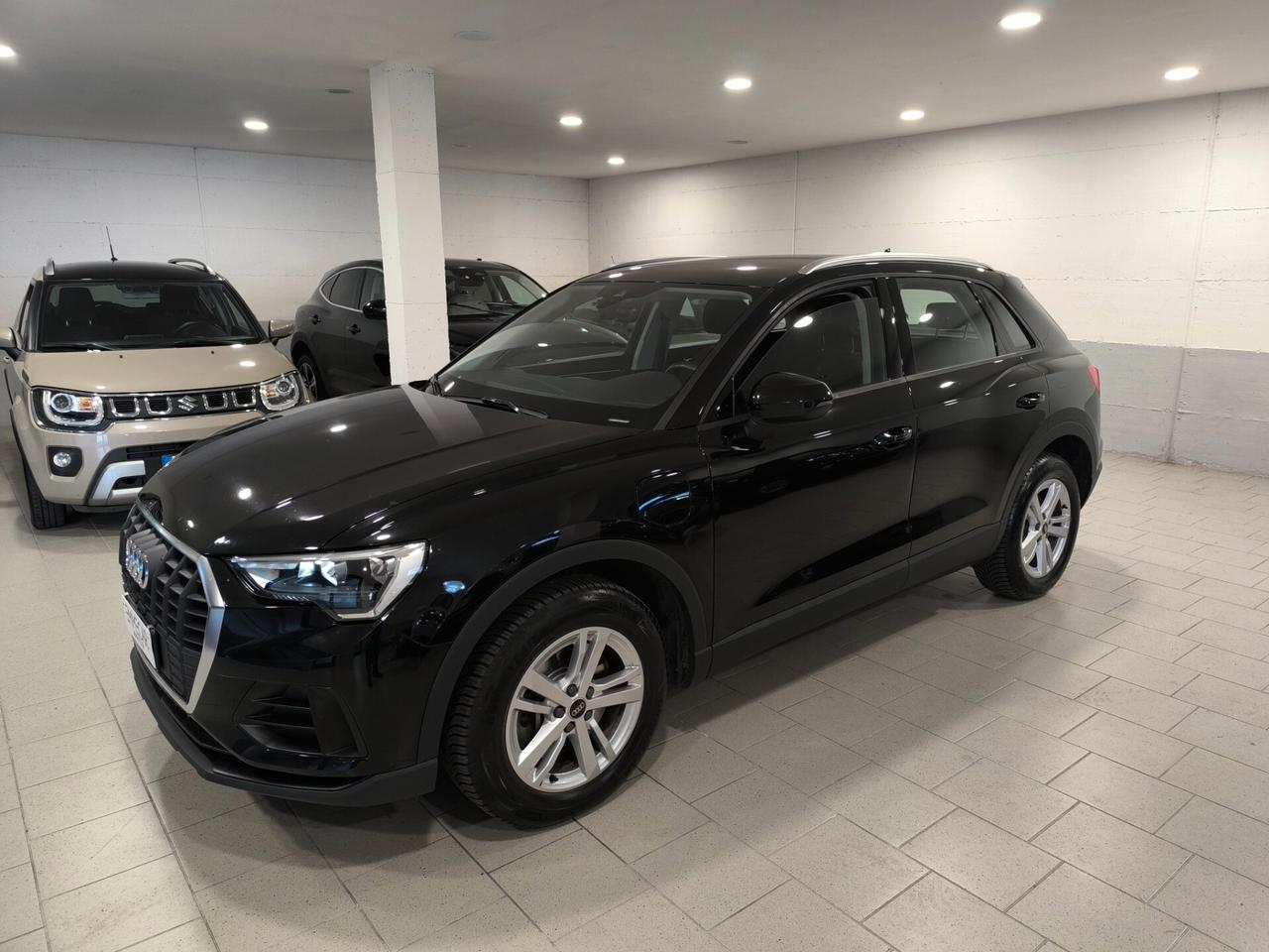 Audi Q3 SPB 45 TFSI e S tronic Business Plus