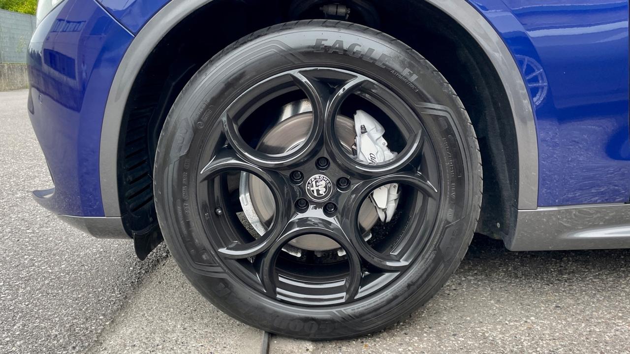 ALFA ROMEO STELVIO 2.2 Q4 TI TURBODIESEL 210CV - VOLANTE E SEDILI IN PELLE RISCALDABILI, MEMORIA