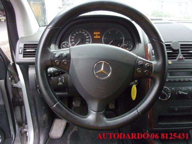 MERCEDES-BENZ A 180 CDI Elegance