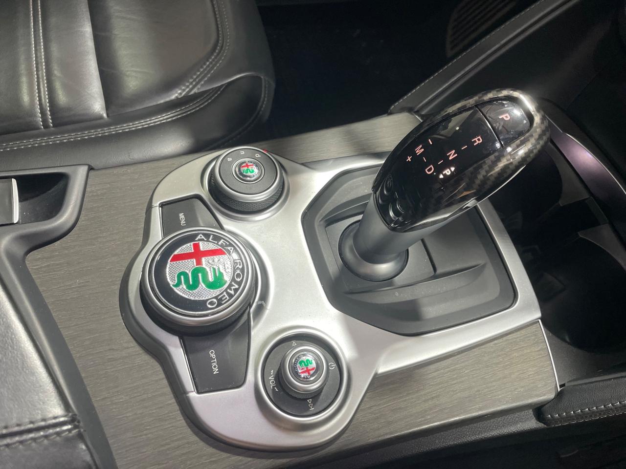 Alfa Romeo Stelvio 2.2 Turbodiesel 210 CV AT8 Q4 Executive