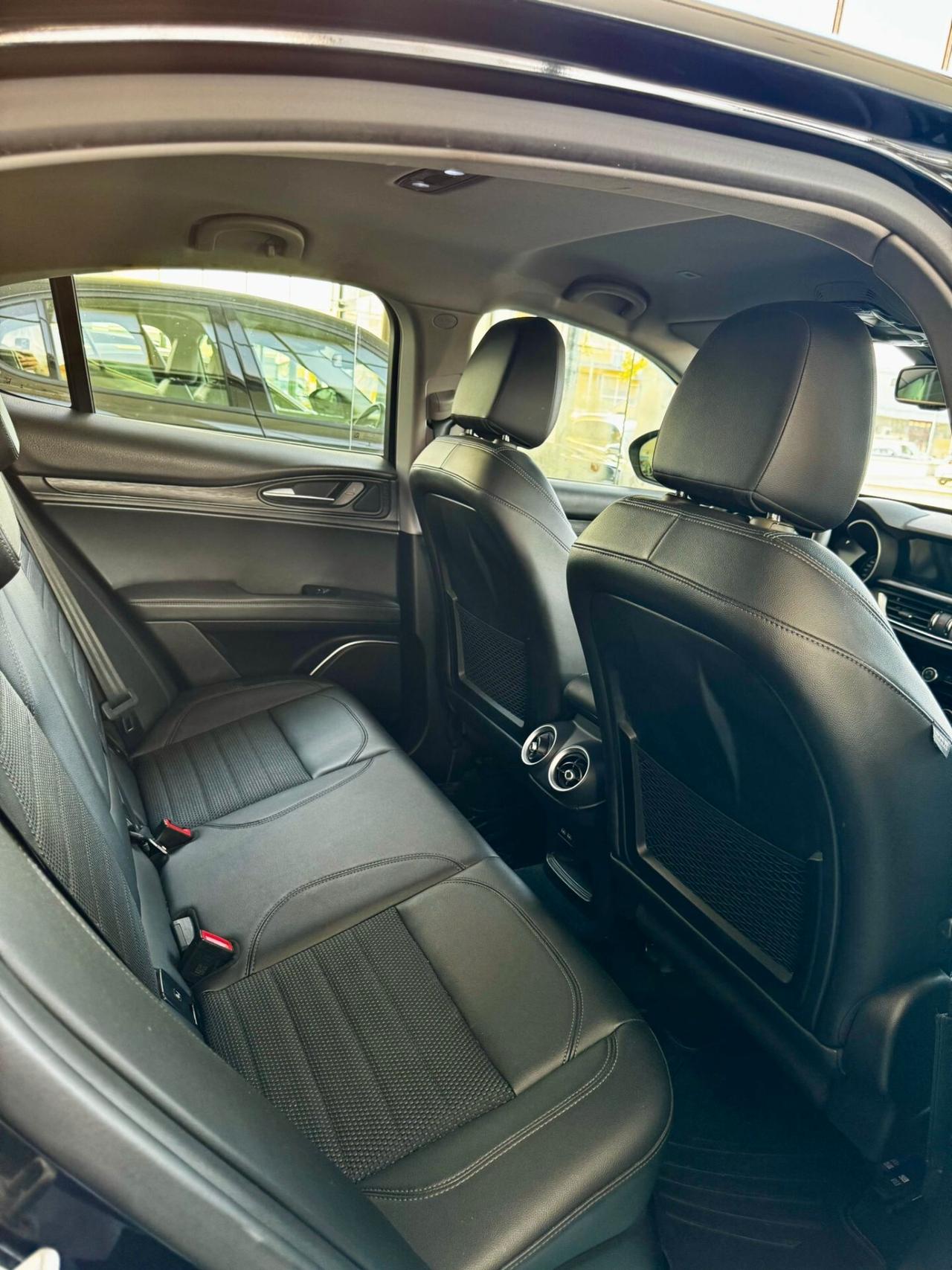 Alfa Romeo Stelvio 2.2 Turbodiesel 210 CV AT8 Q4 Executive