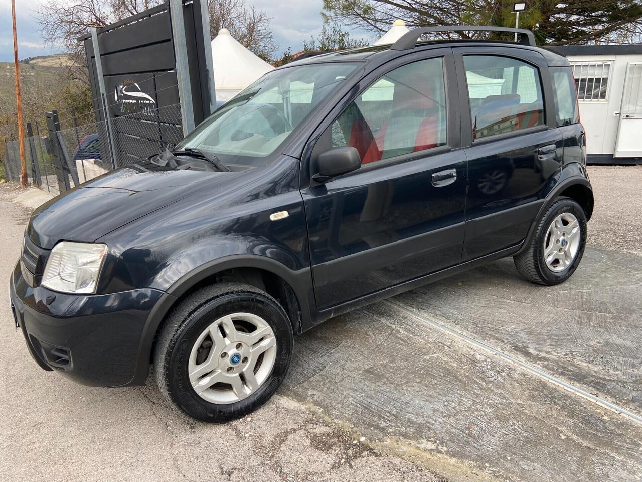 Fiat Panda 1.2 4x4 Climbing (GANCIO TRAINO)