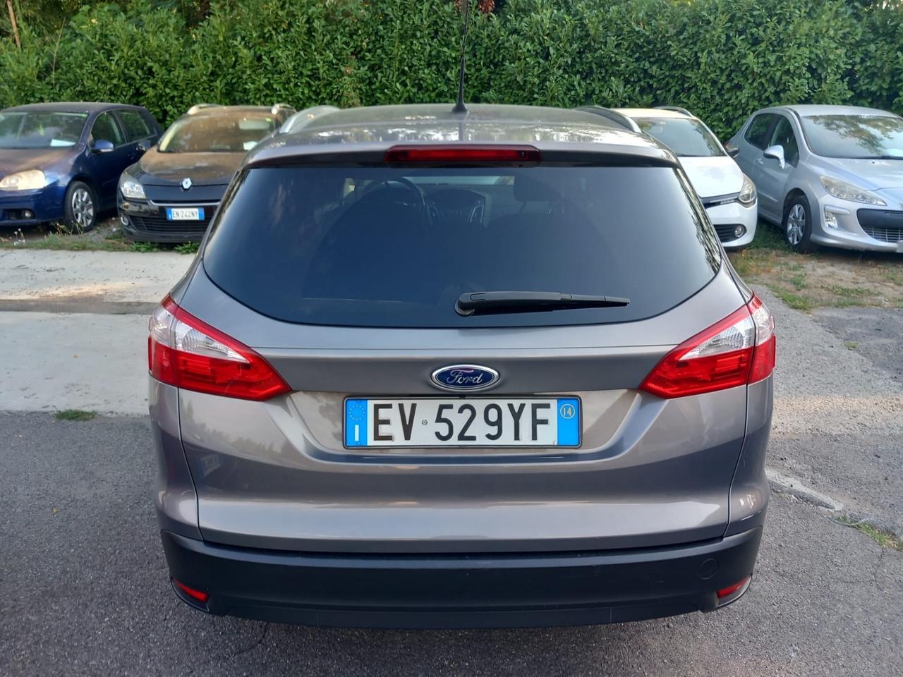Ford Focus 1.6 120 CV GPL SW Titanium