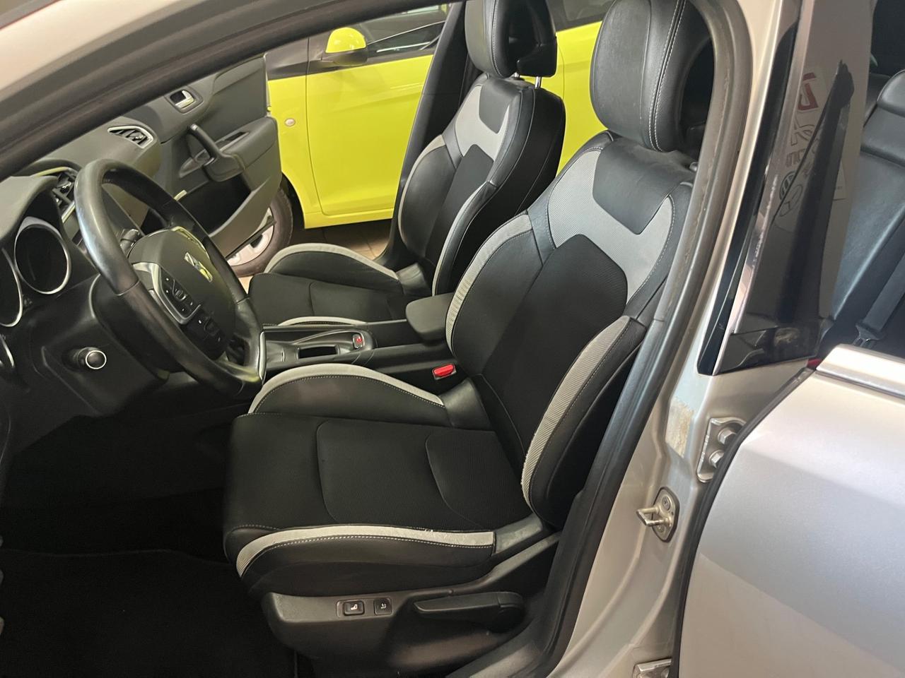 Citroe ds4 4 1.6 e-HDi 115 airdream CMP6 Chic 2013