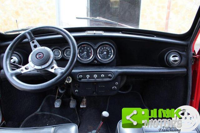 INNOCENTI Mini MK3 con interni in pelle colore nero