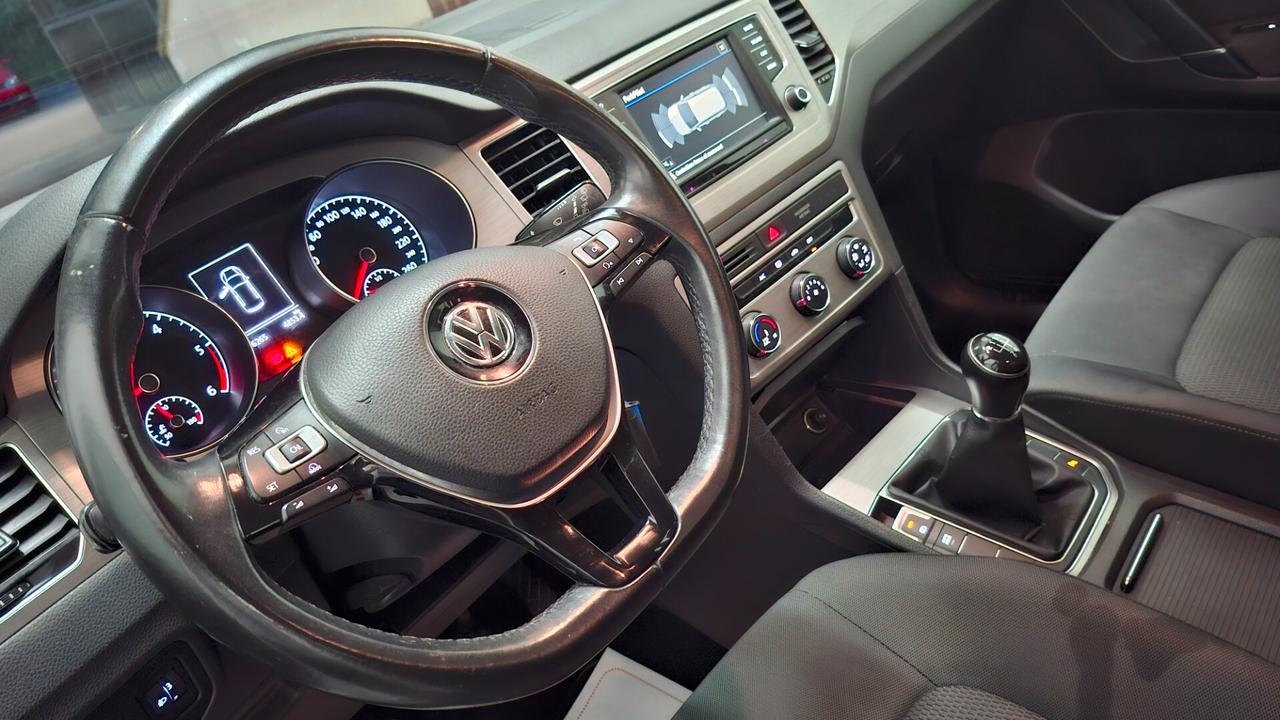 VOLKSWAGEN GOLF SPORTSVAN 2017 DIESEL 1.6 EURO6B