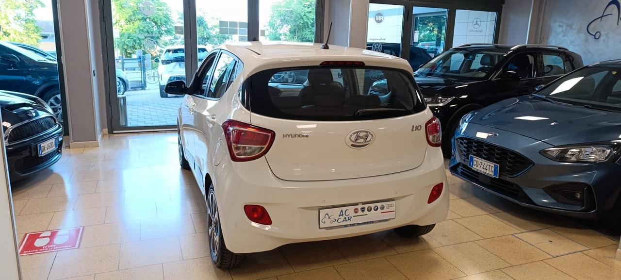 Hyundai i10 1.0 MPI Go! Brasil