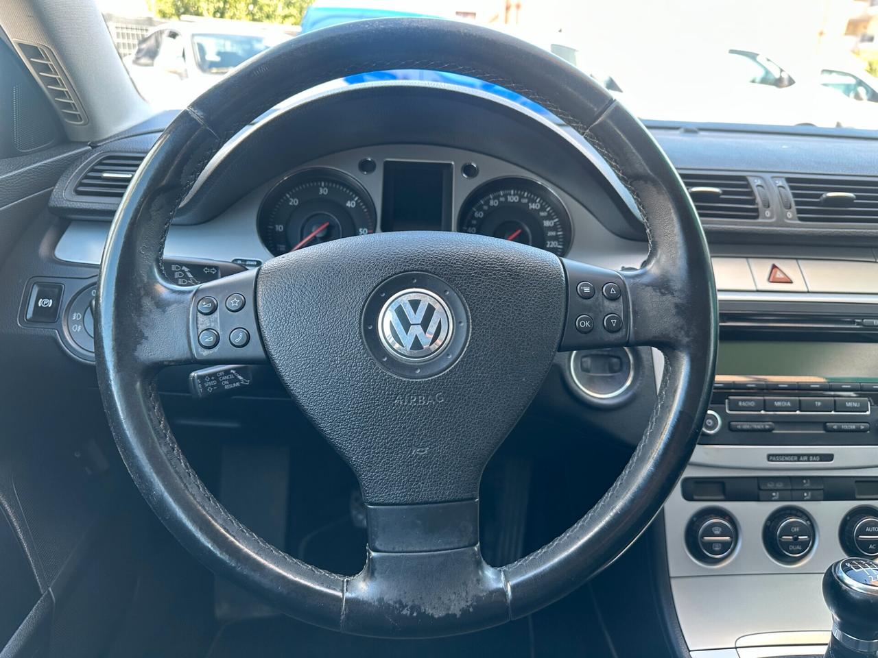 Volkswagen Passat 2.0 TDI DPF Var. Comfortline
