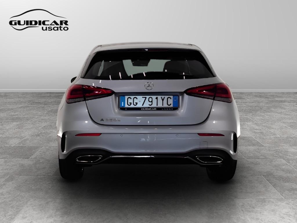 Mercedes-Benz Classe A - W177 2018 - A 250 e phev (eq-power) Premium auto