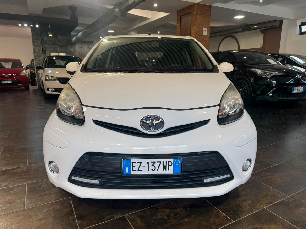 Toyota Aygo 1.0 12V VVT-i 5 porte Active Connect