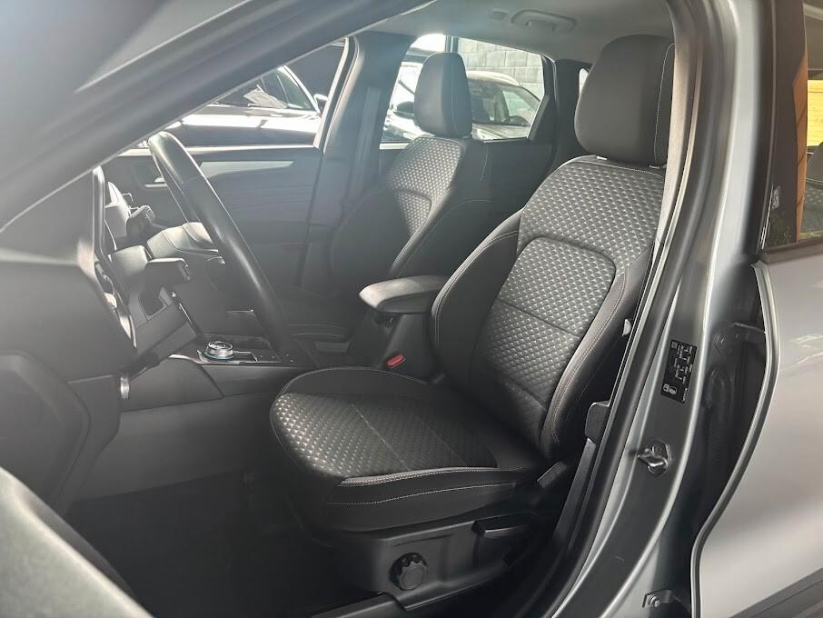 Ford Kuga 2.5 Full Hybrid 190 CV CVT 2WD Connect
