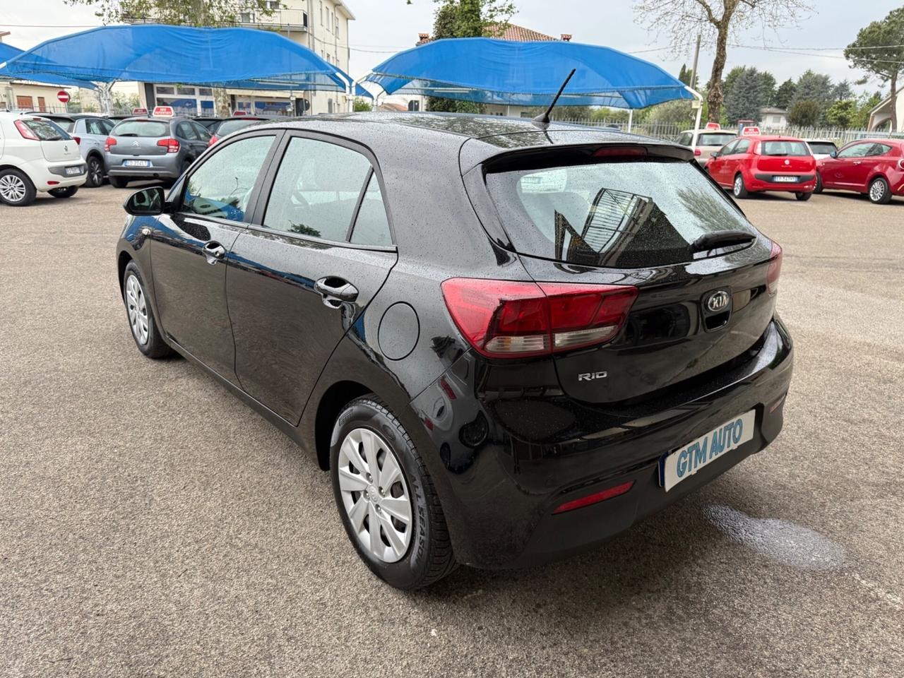 Kia Rio 1.2 Benzina 84CV - Neopatentati