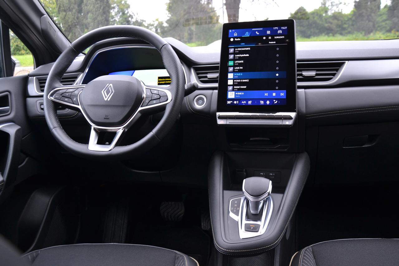 Renault Symbioz 1.6 HYBRID E-TECH 145CV ICONIC ***PREZZO REALE**