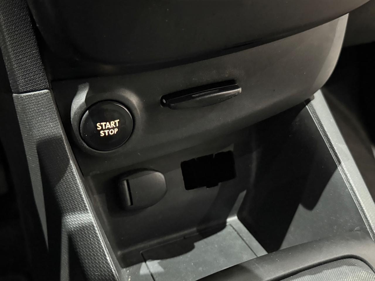 Renault Clio 1.2 75CV GPL cv75/kw55 Per Neopatentati