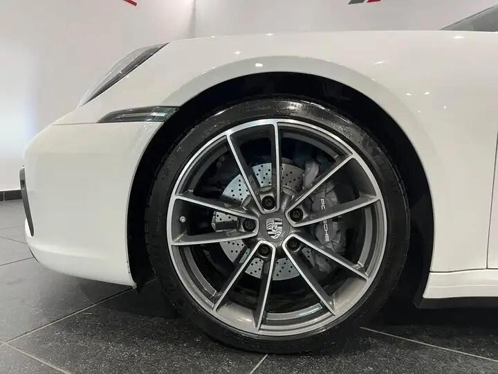 Porsche 911 Carrera GTS Cabriolet