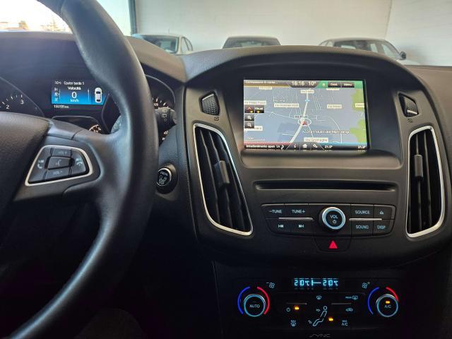 Ford Focus 2015 5p 1.5 tdci Plus s E6 neopatentati