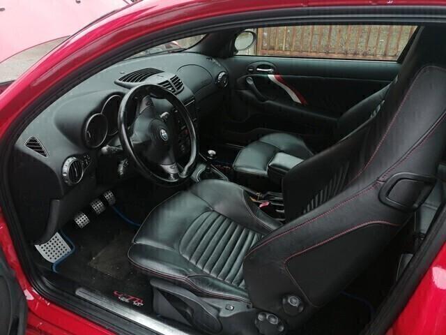 Alfa Romeo 147 3.2i V6 24V cat 3 porte GTA