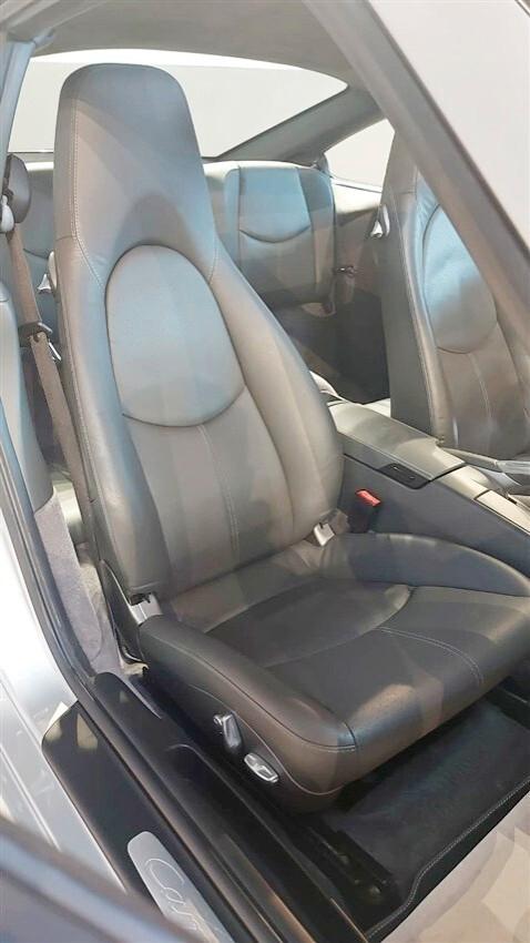 Porsche 911 Carrera cat Coupé