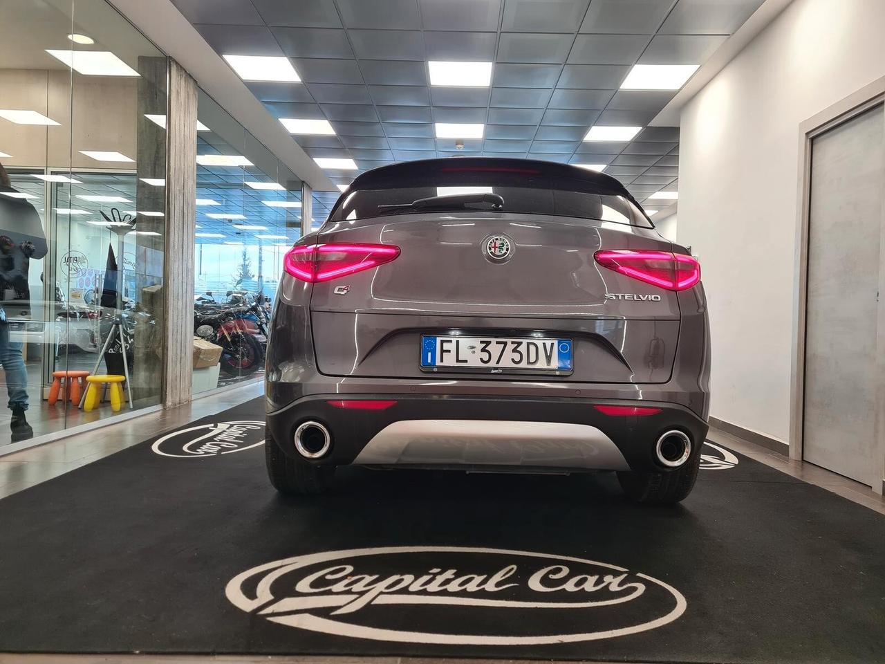Alfa Romeo Stelvio 2.2 Turbodiesel 210 CV AT8 Q4 Super