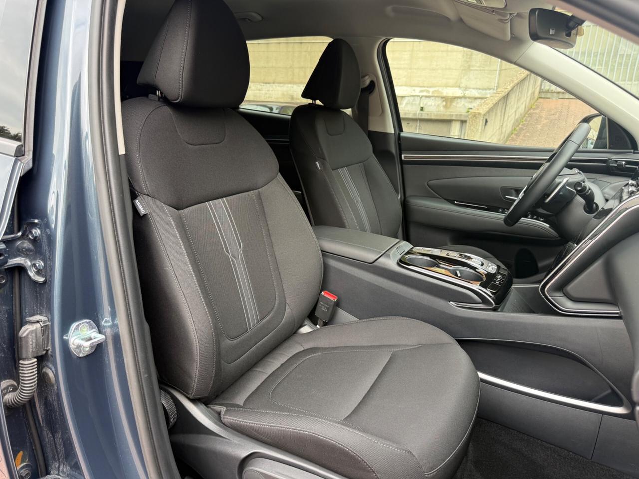 Hyundai Tucson 1.6 hev FULL-HYBRID PARI AL NUOVO!