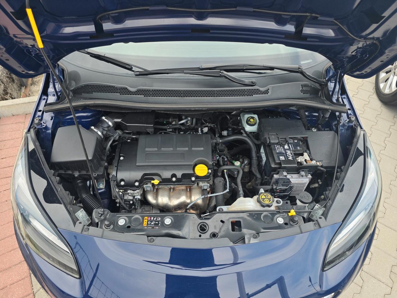 Opel Corsa 1.4 90CV perfetta garantita 12 mesi