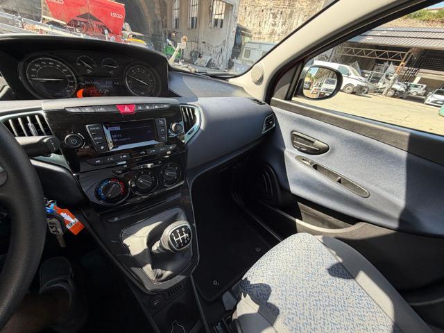 LANCIA Ypsilon 1.0 FireFly 5 porte S&S Hybrid Gold 5 POSTI
