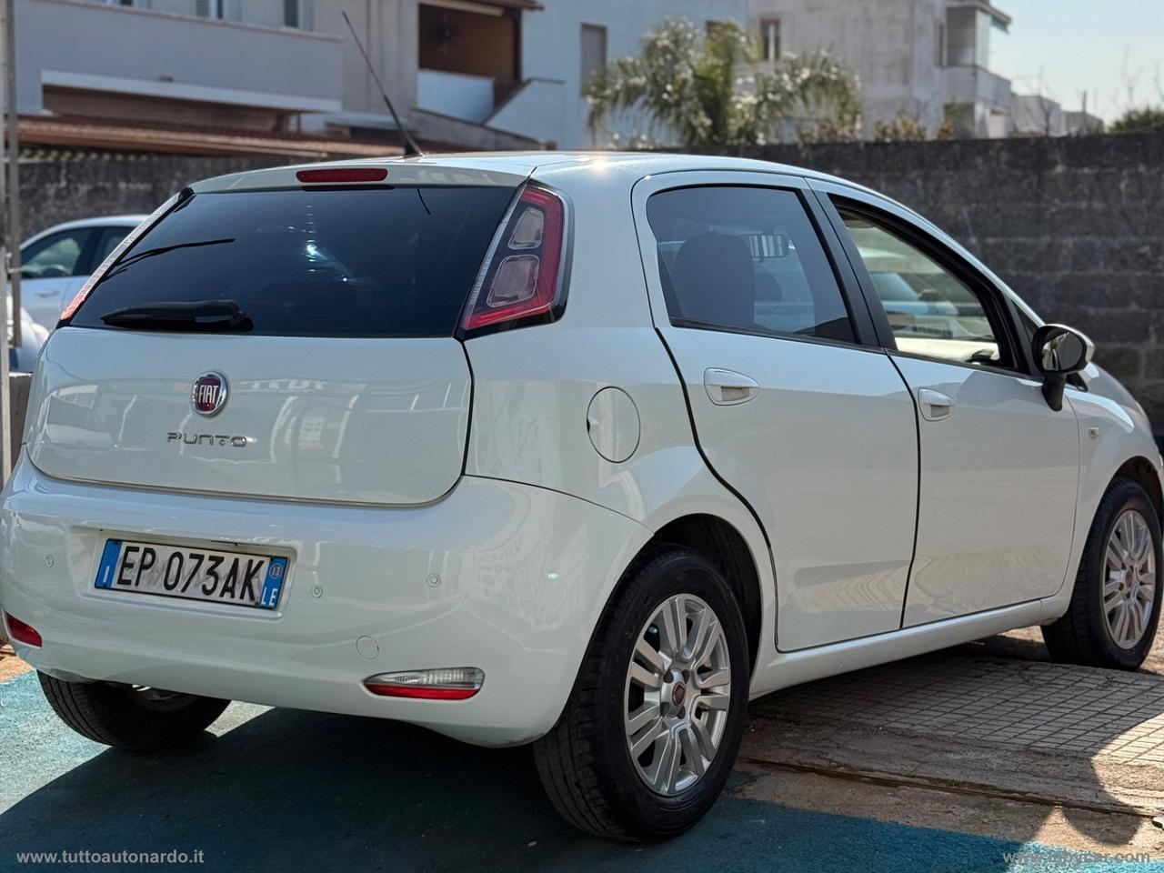 FIAT Punto 1.3 MJT II 75 CV 5p. Virgin Radio