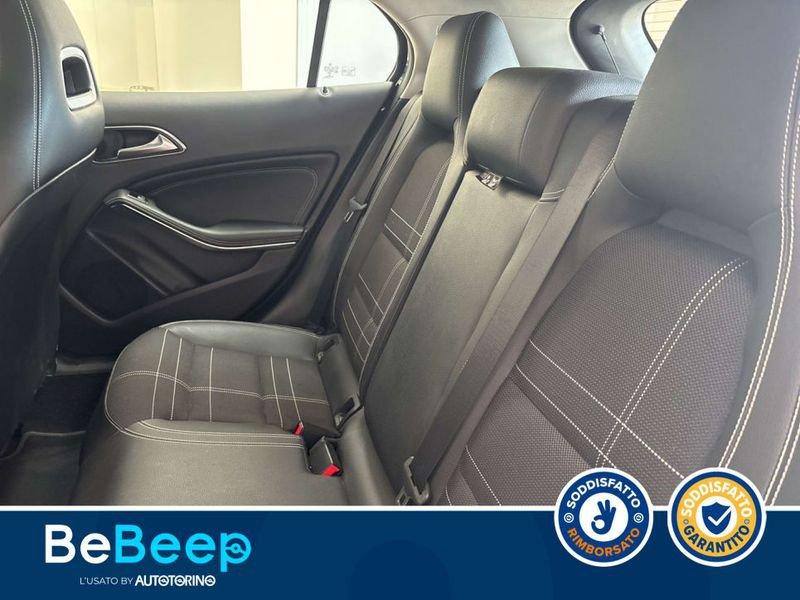 Mercedes-Benz GLA 220 D SPORT 4MATIC 177CV AUTO