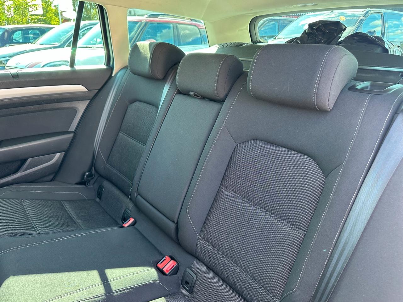 Volkswagen Passat Variant 1.6 TDI Comfortline BlueMotion